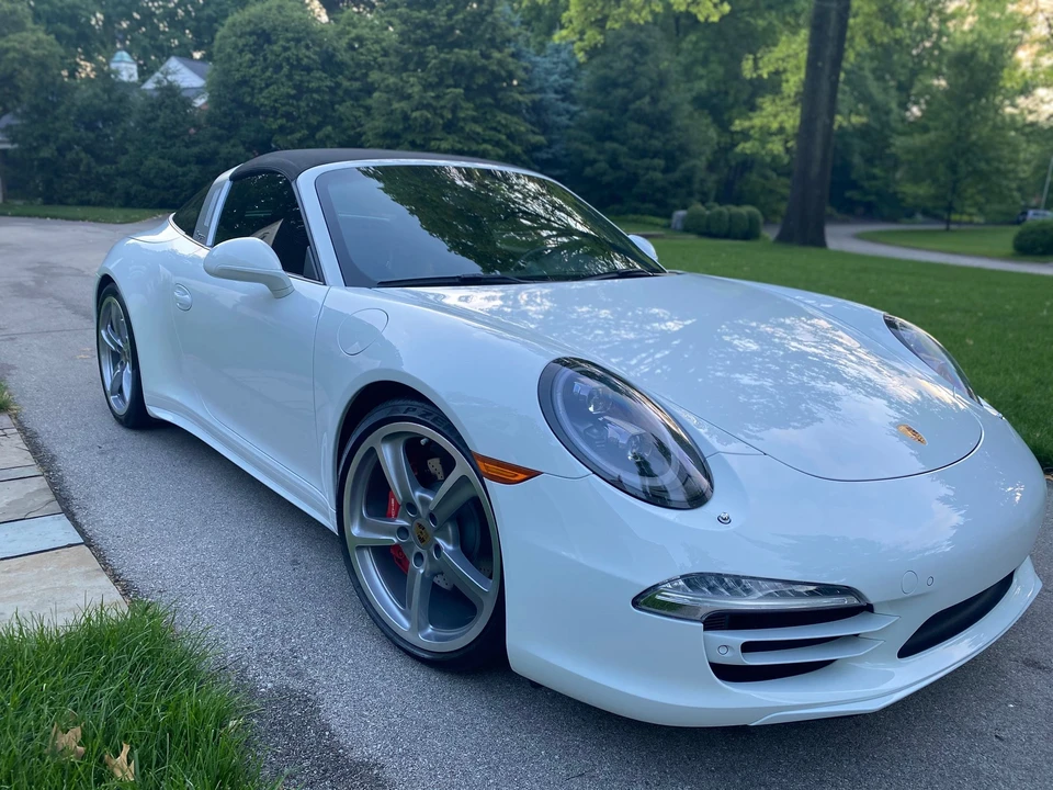 2016 Porsche 991 Targa 4 & 4S - Image 9 of 23