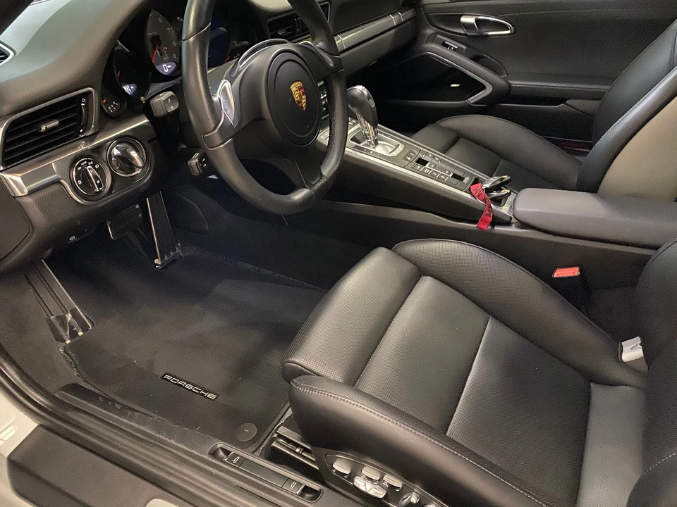 2016 Porsche 991 Targa 4 & 4S - Image 16 of 23