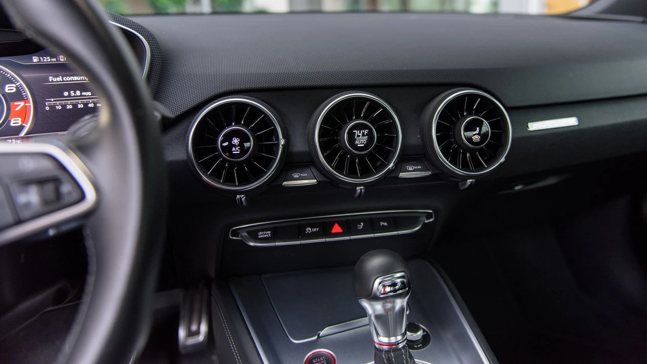 2016 Audi TTS Mk3 - Image 26 of 30