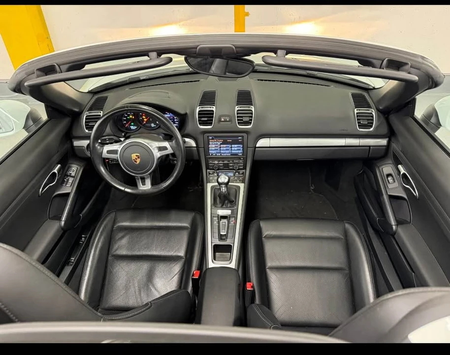 2016 Porsche 981 Boxster - Image 9 of 18