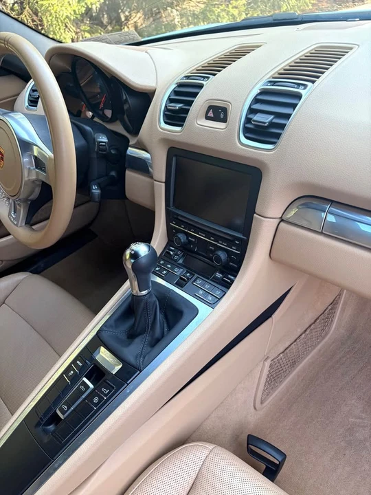 2016 Porsche 981 Boxster - Image 17 of 20
