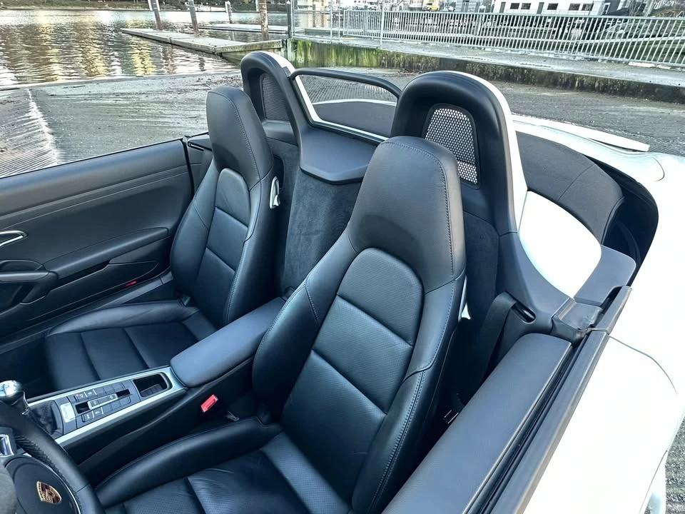 2016 Porsche 981 Boxster - Image 9 of 9
