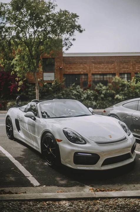 2016 Porsche 981 Boxster Spyder - Image 19 of 19