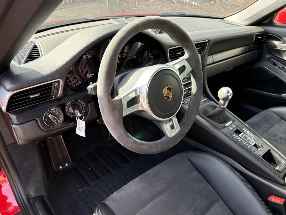 2016 Porsche Carrera GT - Image 10 of 10