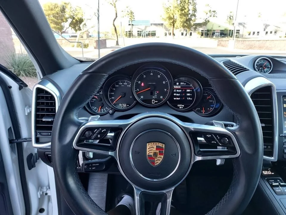 2016 Porsche 958 Cayenne - Image 19 of 20