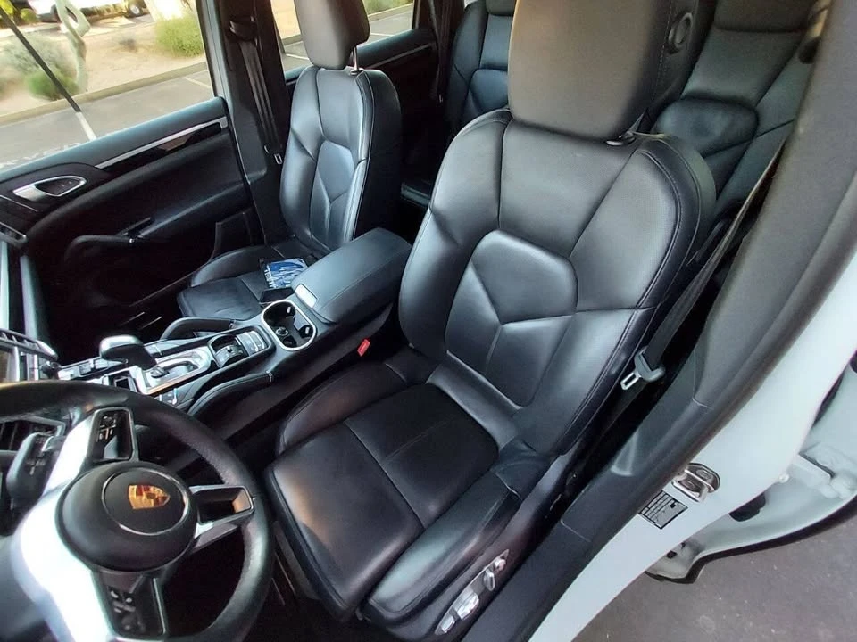 2016 Porsche 958 Cayenne - Image 13 of 20