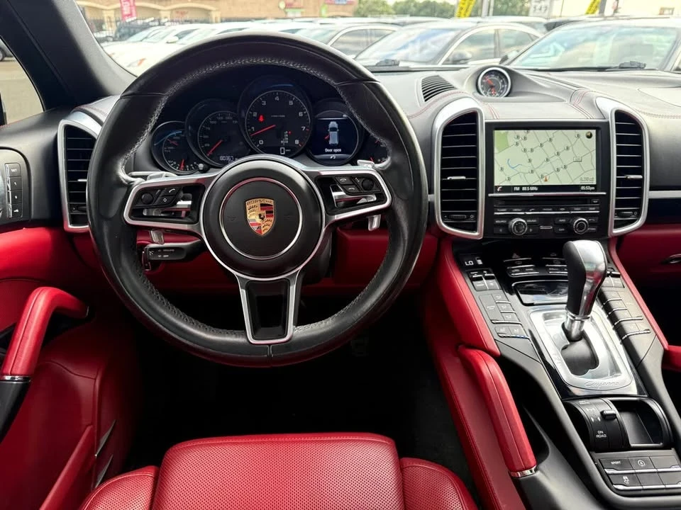 2016 Porsche 958 Cayenne - Image 12 of 20