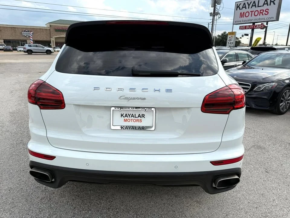 2016 Porsche 958 Cayenne - Image 5 of 20