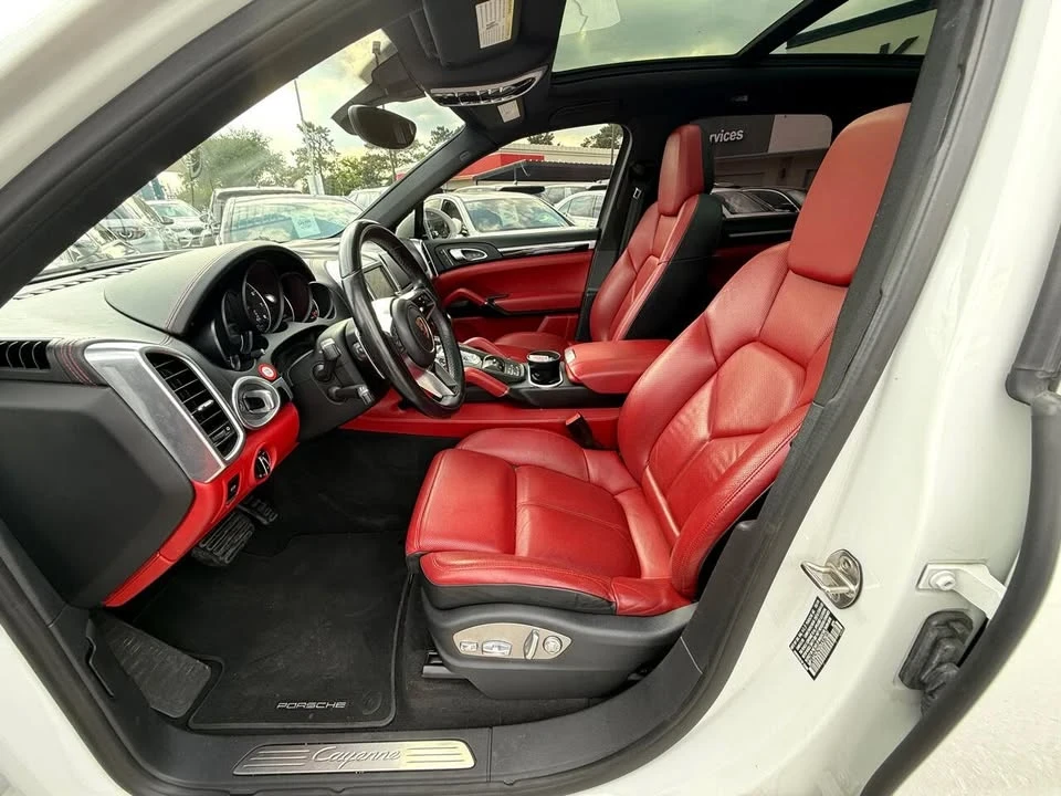 2016 Porsche 958 Cayenne - Image 8 of 20