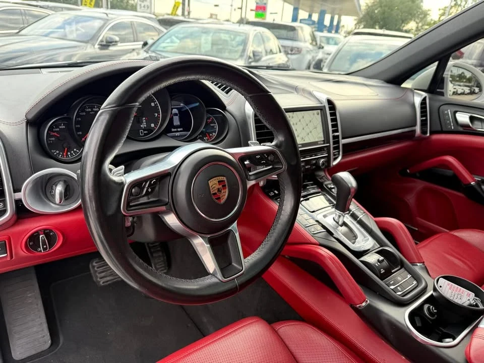 2016 Porsche 958 Cayenne - Image 11 of 20