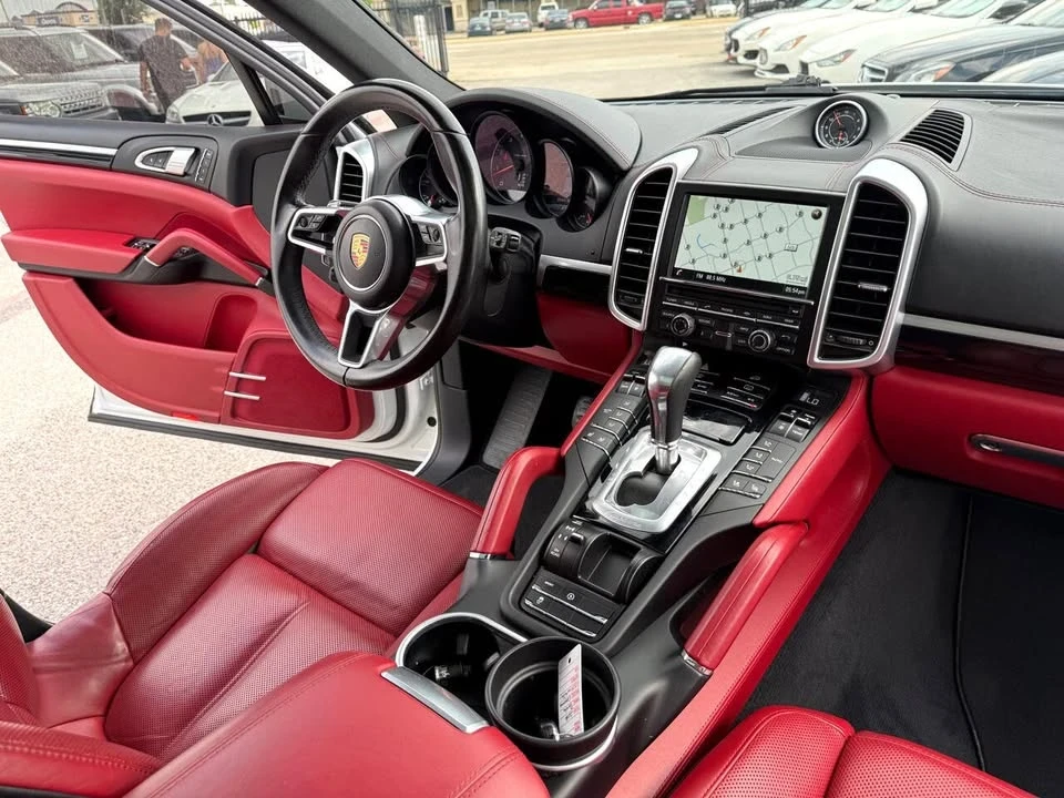 2016 Porsche 958 Cayenne - Image 15 of 20