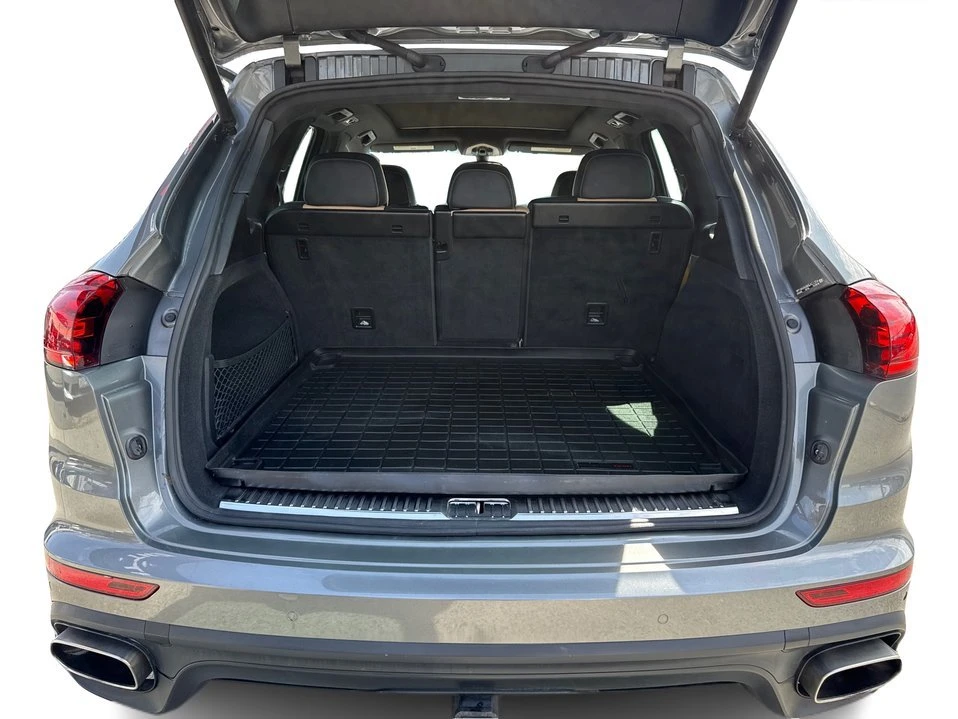 2016 Porsche 958 Cayenne - Image 13 of 20