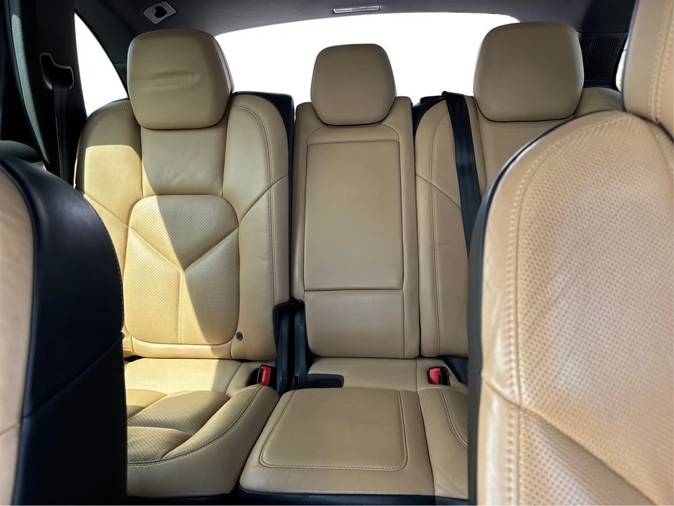 2016 Porsche 958 Cayenne - Image 18 of 20