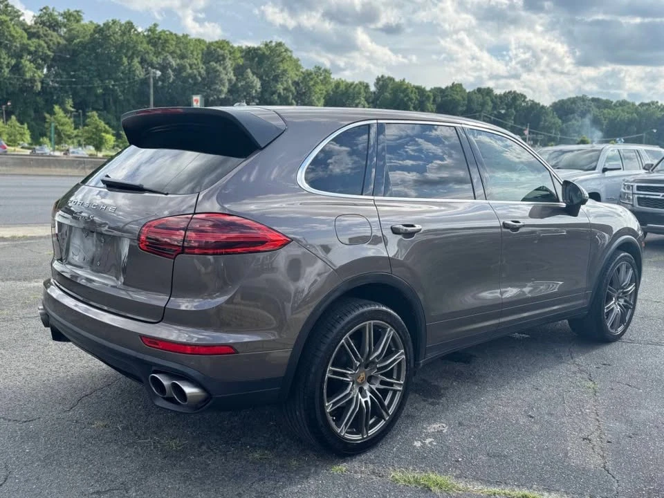 2016 Porsche 958 Cayenne - Image 6 of 20