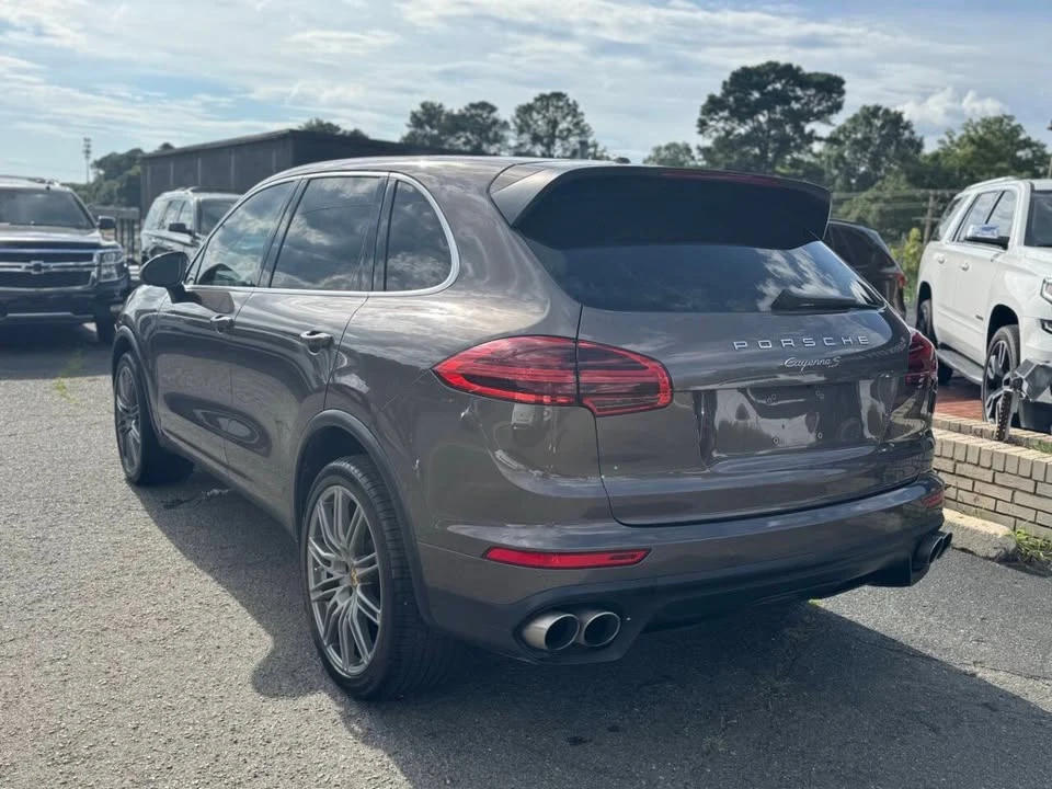 2016 Porsche 958 Cayenne - Image 9 of 20