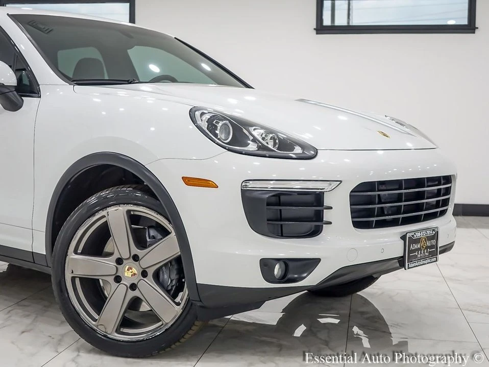 2016 Porsche 958 Cayenne - Image 8 of 21