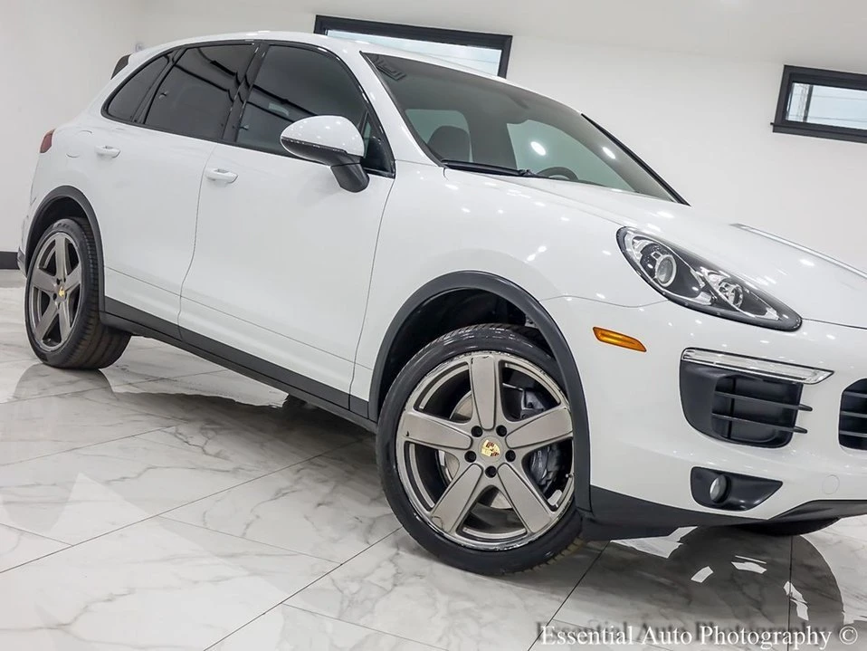 2016 Porsche 958 Cayenne - Image 10 of 21