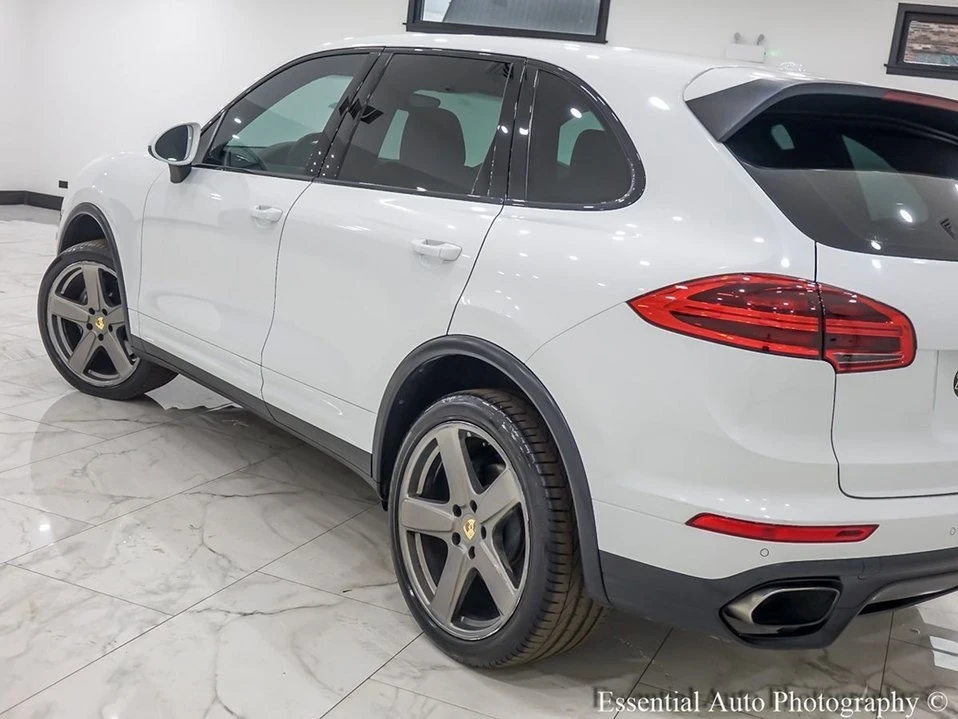 2016 Porsche 958 Cayenne - Image 14 of 19