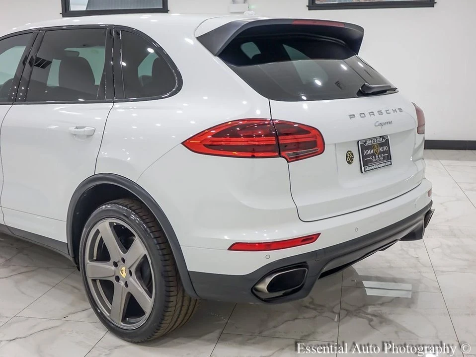 2016 Porsche 958 Cayenne - Image 3 of 19