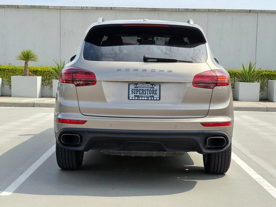 2016 Porsche 958 Cayenne - Image 5 of 19