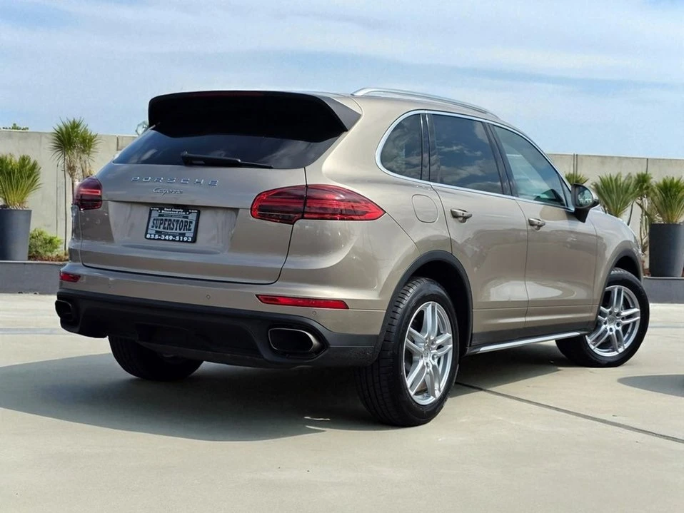 2016 Porsche 958 Cayenne - Image 6 of 19