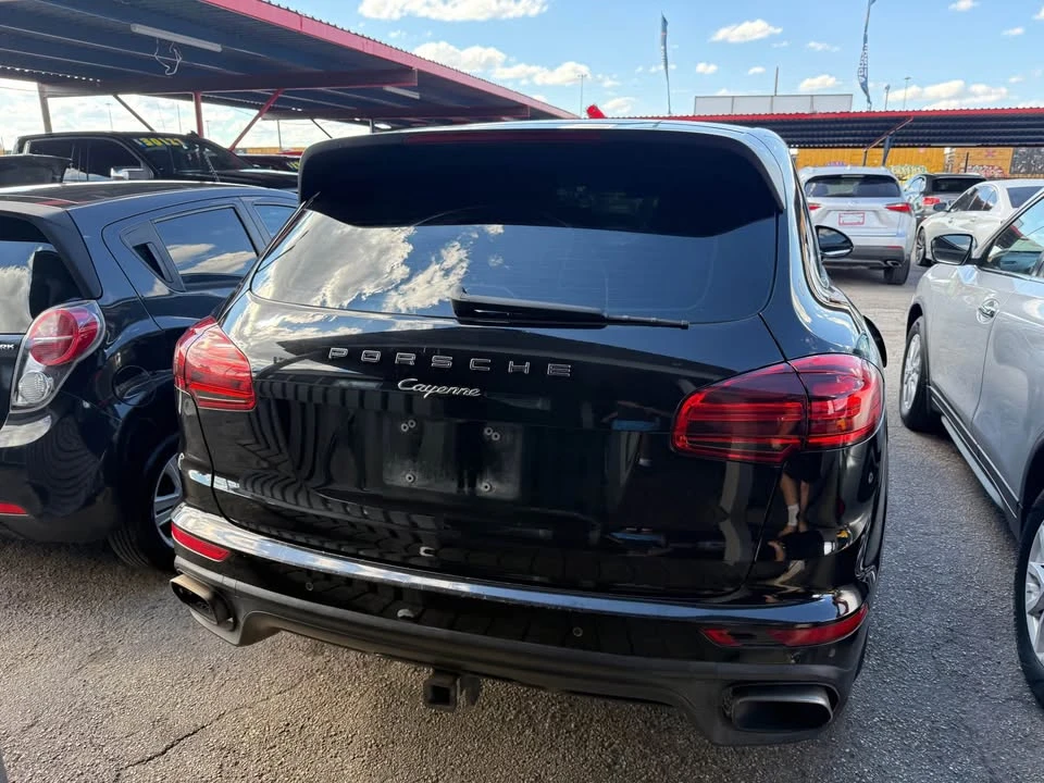 2016 Porsche 958 Cayenne - Image 4 of 8