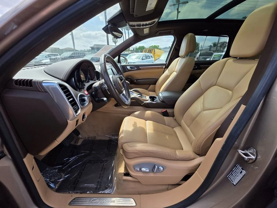 2016 Porsche 958 Cayenne - Image 17 of 19