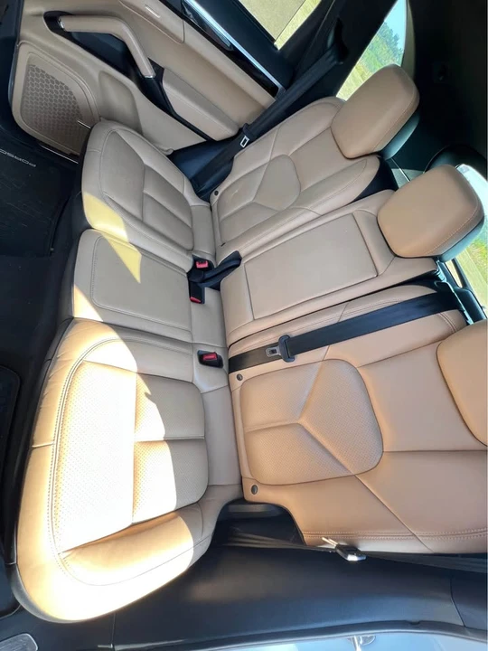 2016 Porsche 958 Cayenne - Image 6 of 12