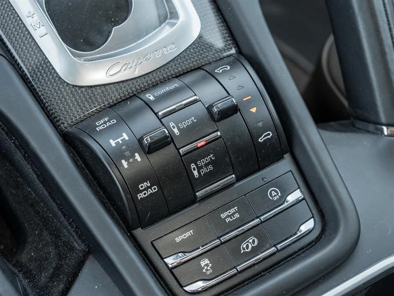 2016 Porsche 958 Cayenne Turbo - Image 8 of 9