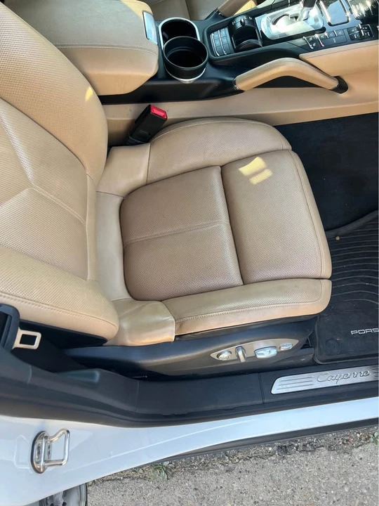 2016 Porsche 958 Cayenne - Image 8 of 12