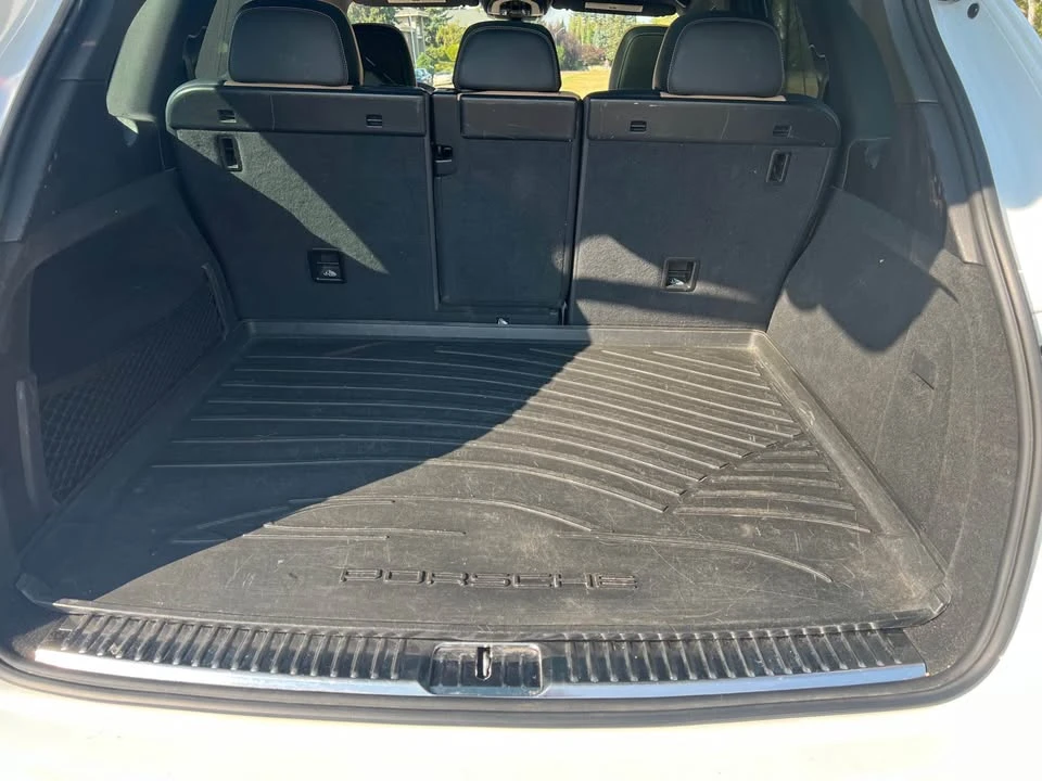 2016 Porsche 958 Cayenne - Image 10 of 12