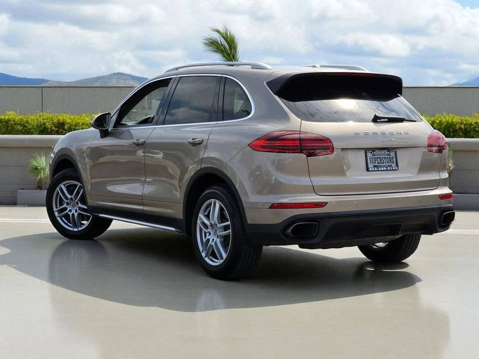 2016 Porsche 958 Cayenne - Image 4 of 19