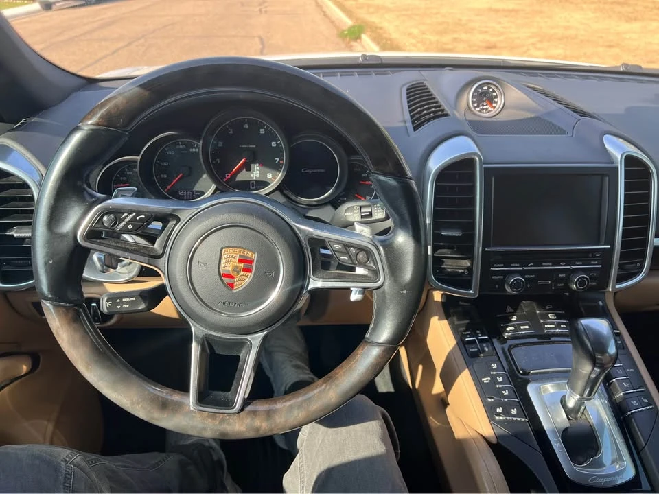 2016 Porsche 958 Cayenne - Image 5 of 12