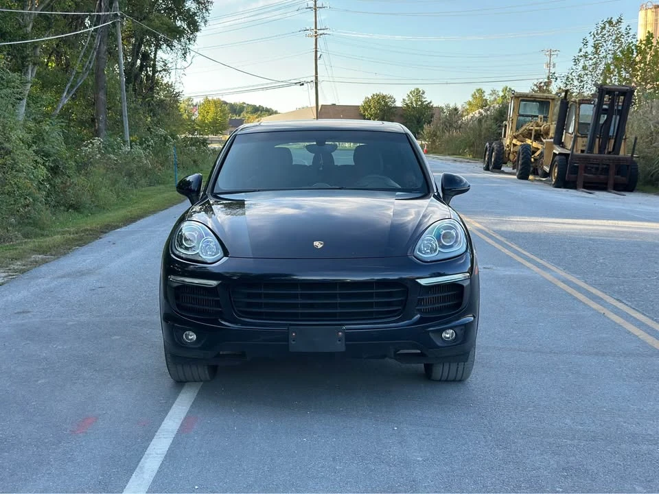 2016 Porsche 958 Cayenne - Image 2 of 14