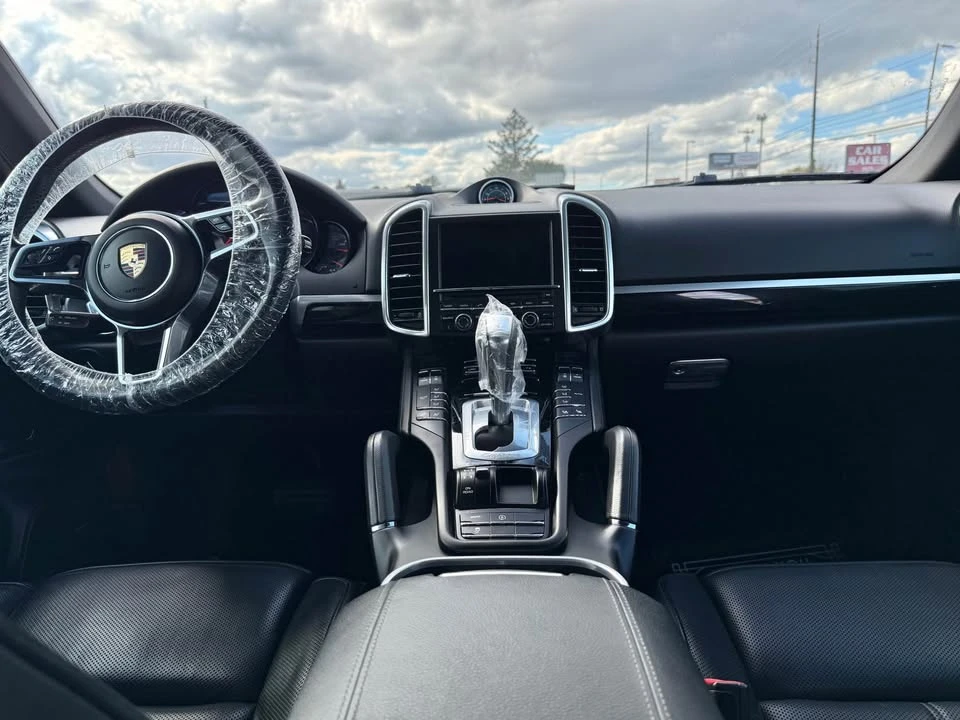 2016 Porsche 958 Cayenne - Image 5 of 5