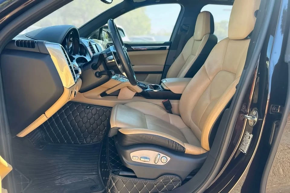 2016 Porsche 958 Cayenne - Image 8 of 18