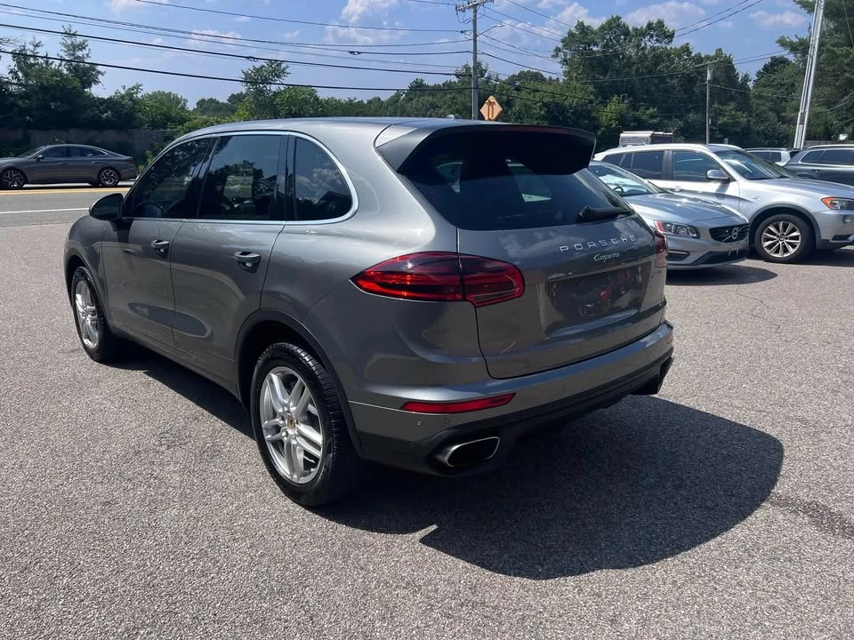 2016 Porsche 958 Cayenne - Image 3 of 19