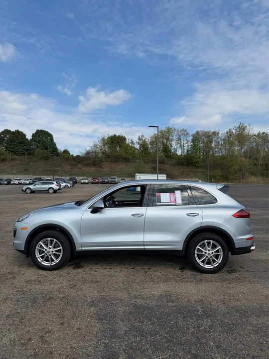 2016 Porsche 958 Cayenne - Image 3 of 15