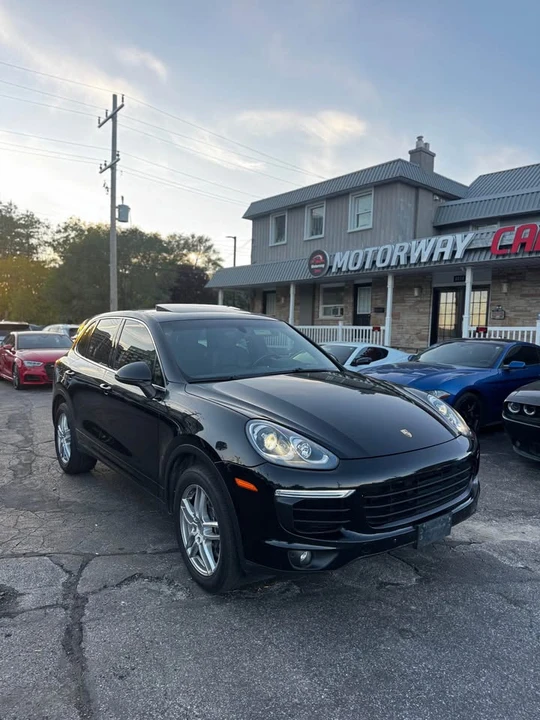 2016 Porsche 958 Cayenne - Image 14 of 19