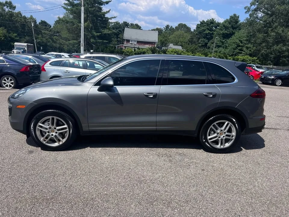 2016 Porsche 958 Cayenne - Image 2 of 19