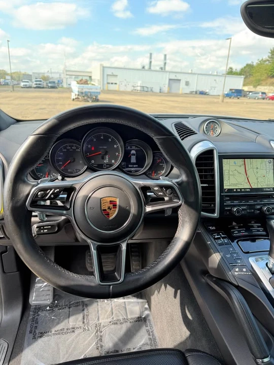 2016 Porsche 958 Cayenne - Image 11 of 15