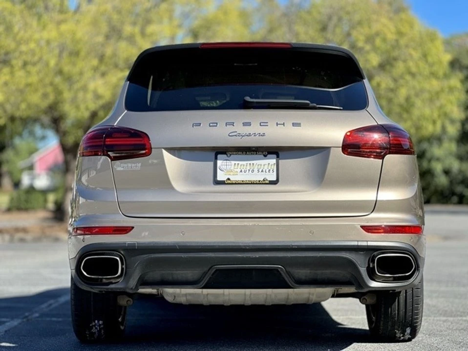 2016 Porsche 958 Cayenne - Image 8 of 19