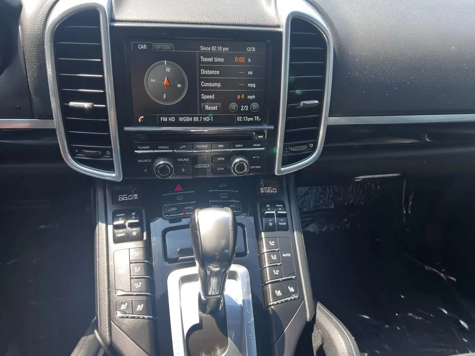 2016 Porsche 958 Cayenne - Image 16 of 19
