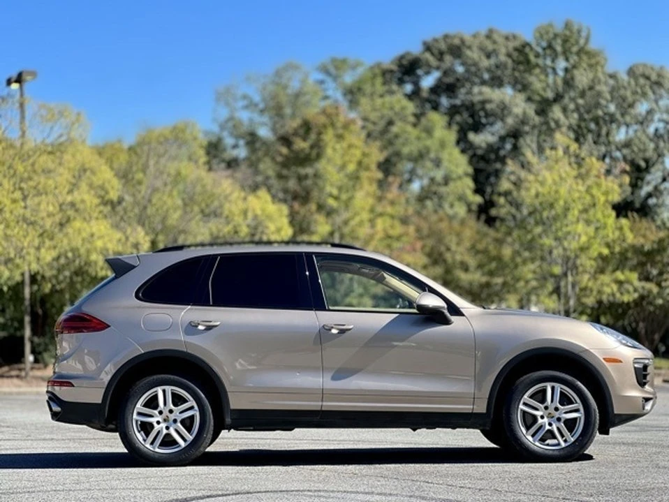 2016 Porsche 958 Cayenne - Image 5 of 19