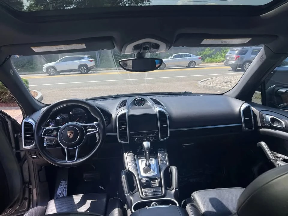 2016 Porsche 958 Cayenne - Image 14 of 19