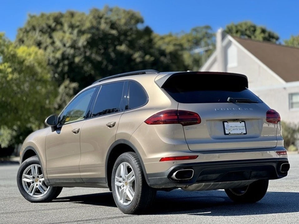 2016 Porsche 958 Cayenne - Image 10 of 19