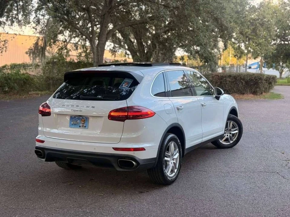 2016 Porsche 958 Cayenne - Image 4 of 19