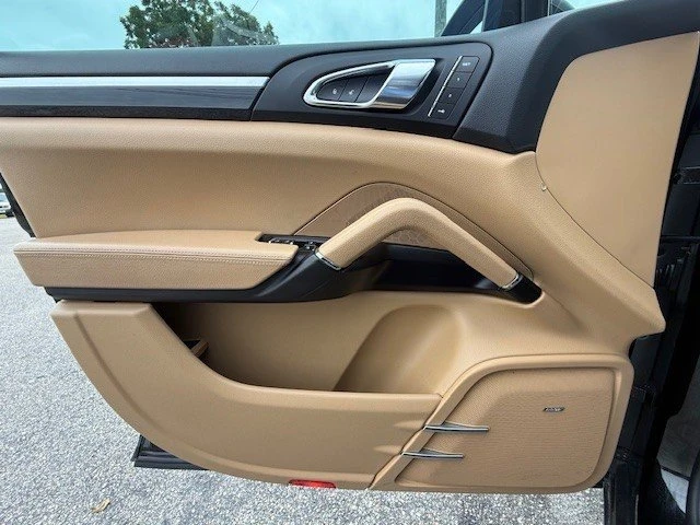 2016 Porsche 958 Cayenne - Image 19 of 19