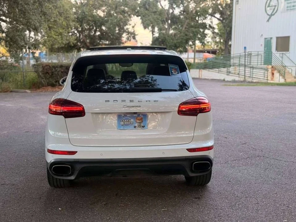 2016 Porsche 958 Cayenne - Image 5 of 19