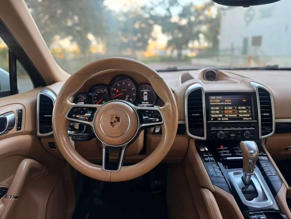 2016 Porsche 958 Cayenne - Image 15 of 19